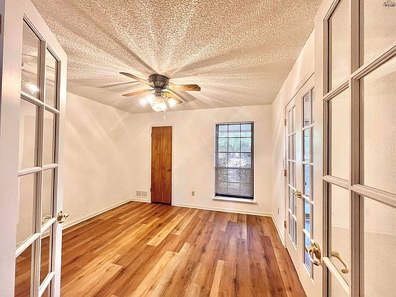 5th image of 1 Swenson Cir