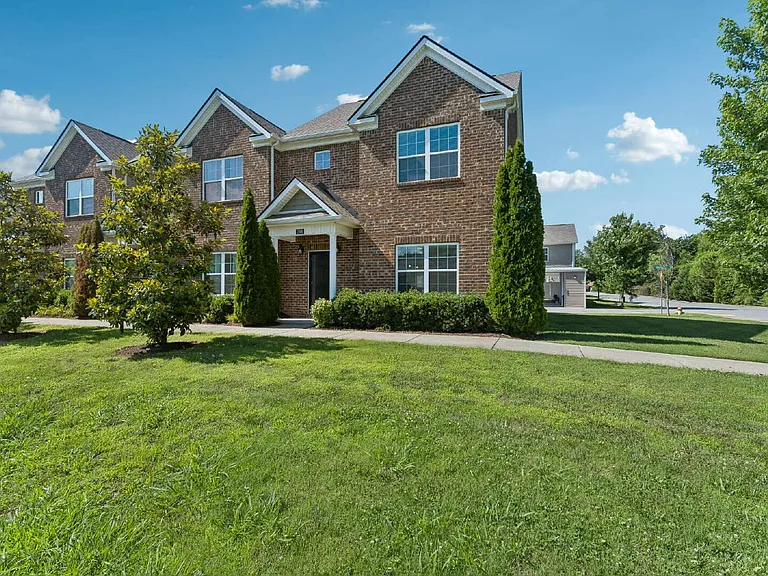 248 Rowlette Cir — Photo 3