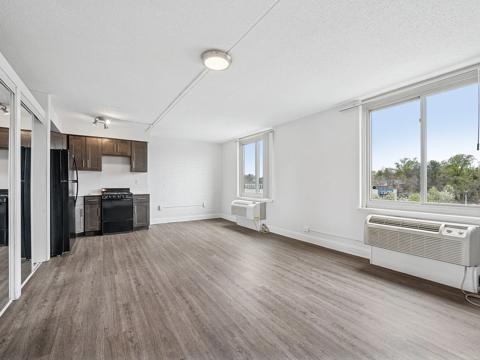 Academia Suites — Photo 2