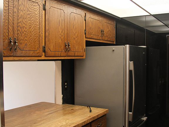 4th image of 4660 S Woodland Dr #4660