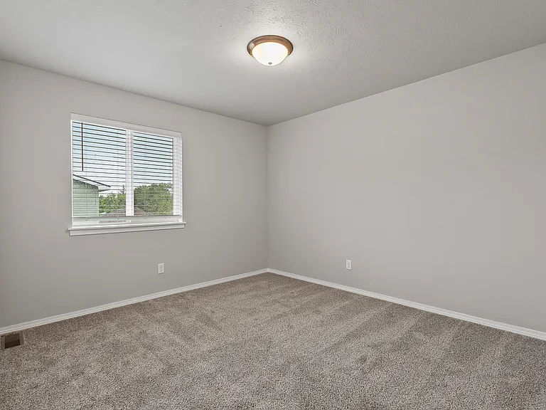 14723 E 30th Ave — Photo 13