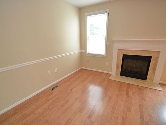 5th image of 6133 Donival Sq
