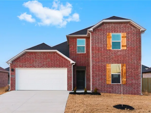 2430 Longfellow Dr, Bentonville, AR 72713