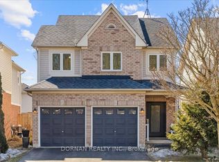 33 Solmar Ave, Whitby, ON L1R2Z6