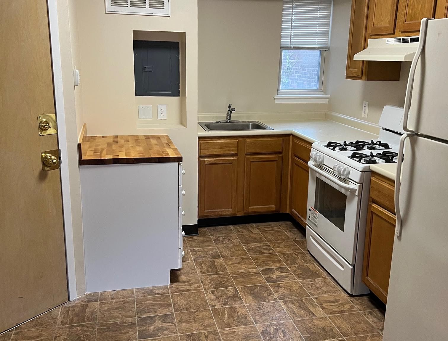 1647 Francis St #2, Philadelphia, PA 19130 | Zillow