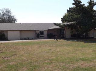1317 E Centennial Rd, Enid, OK 73701