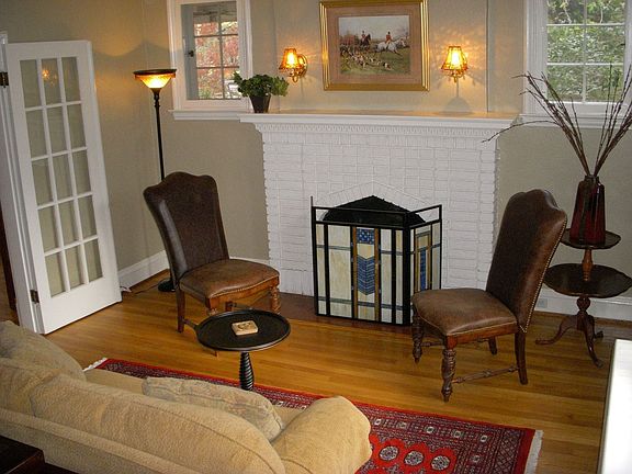 4306 Augusta Avenue - Living Room