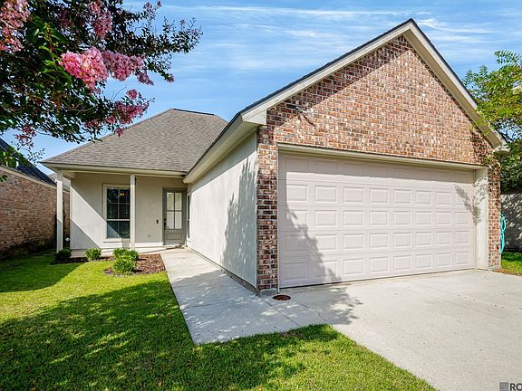 2nd image of 7975 Seville Ct