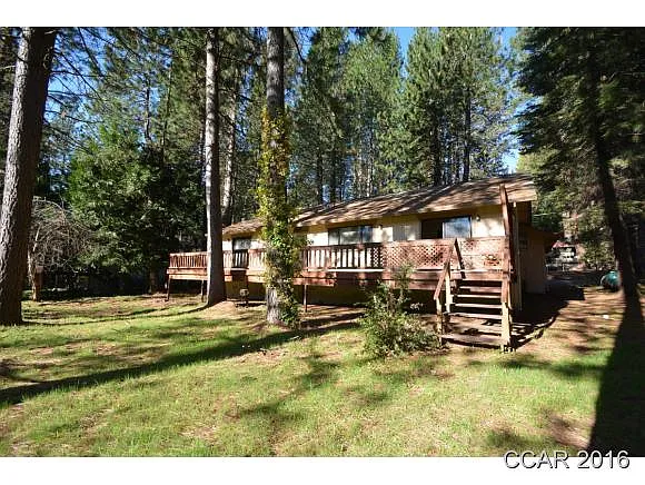 2045 Pine Dr photo 1