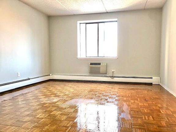 4th image of 137-02 Northern Blvd Floor 3