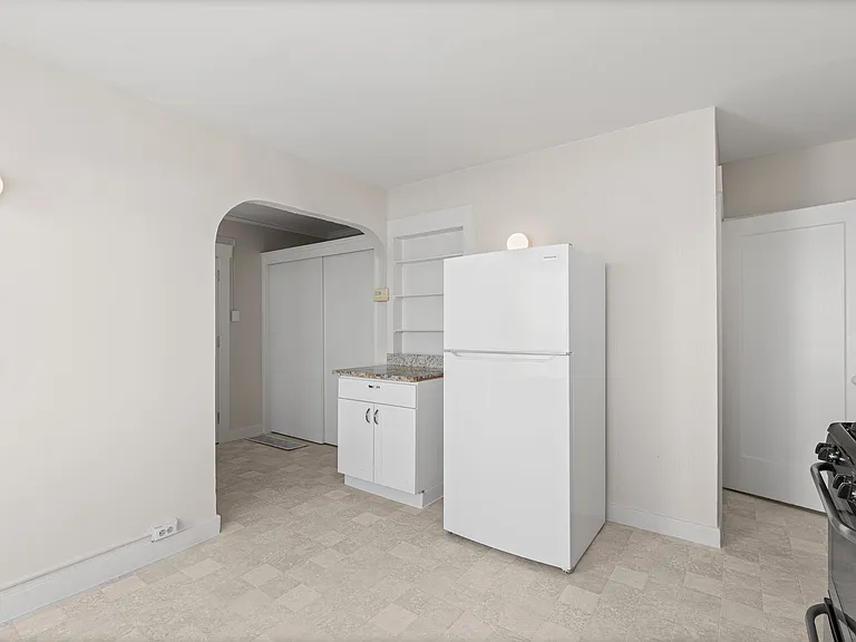 2 Carmel Ave #3 — Photo 14