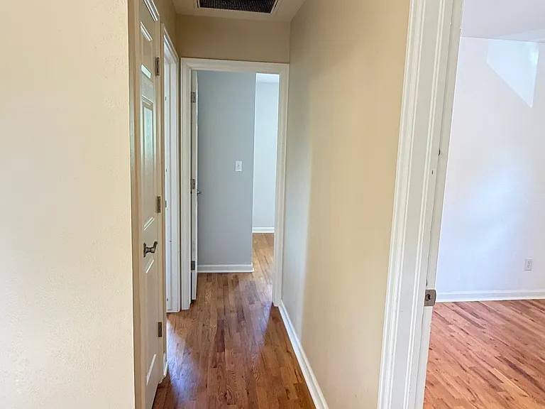 1872 Del Rosa Ct — Photo 51