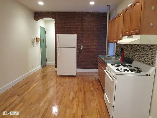 Rented by Citi Habitats | media 73