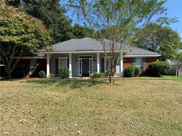 1125 Wakefield Dr W, Mobile, AL 36695