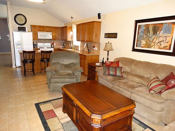 5th image of 2625 San Marcos Dr