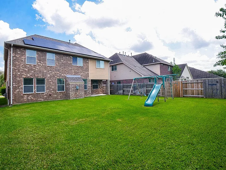 26715 Mandrake Falls Ct — Photo 32