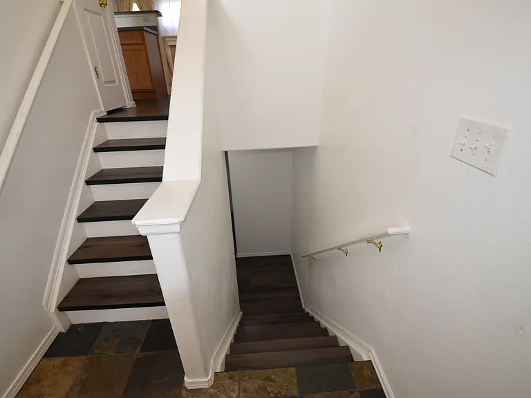 104 Vale St — Photo 4