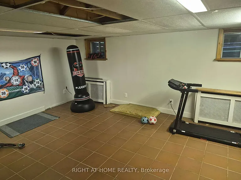 357 Old Orchard Grv — Photo 24