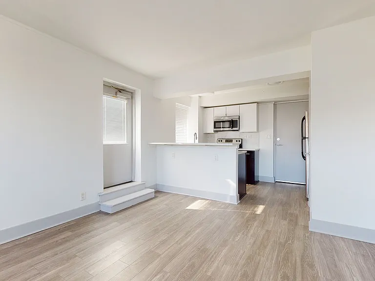 Dining/Living room