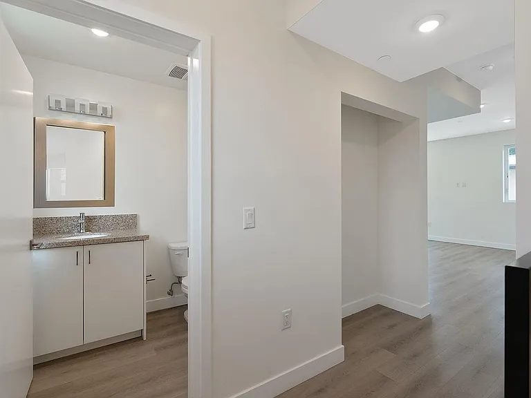 14228 Delano St #0 — Photo 9