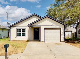 118 81st St #1, Lubbock, TX 79404