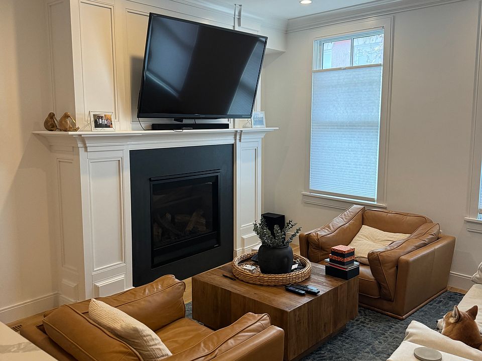 Upstairs Living Room (dog not included)