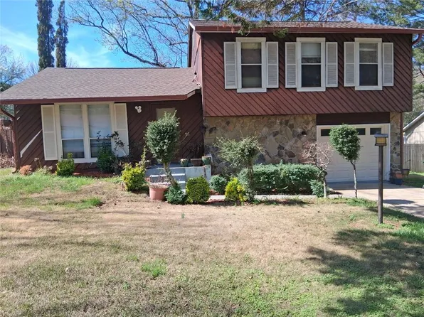 718 Hairston Crossing Trl, Stone Mountain, GA 30083