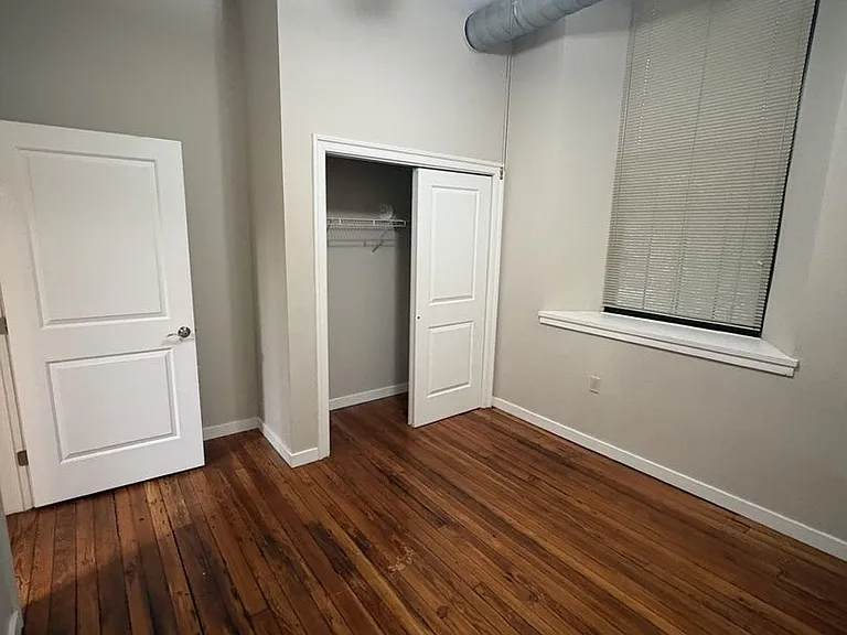 125 W. Saratoga St — Photo 22