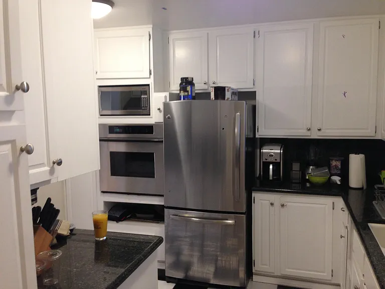 1887 Greenfield Ave #107 — Photo 4