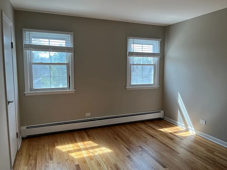 2620 Central St — Photo 16