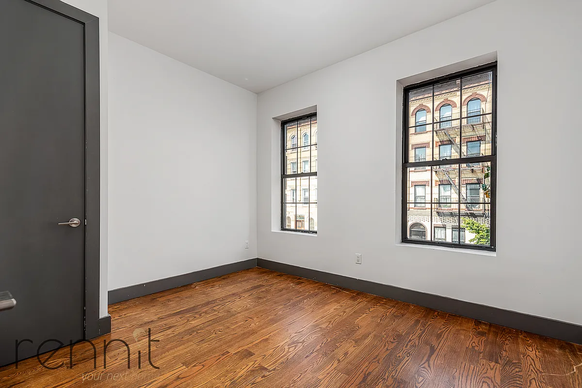 Building Photo - 728 Knickerbocker Ave #3R