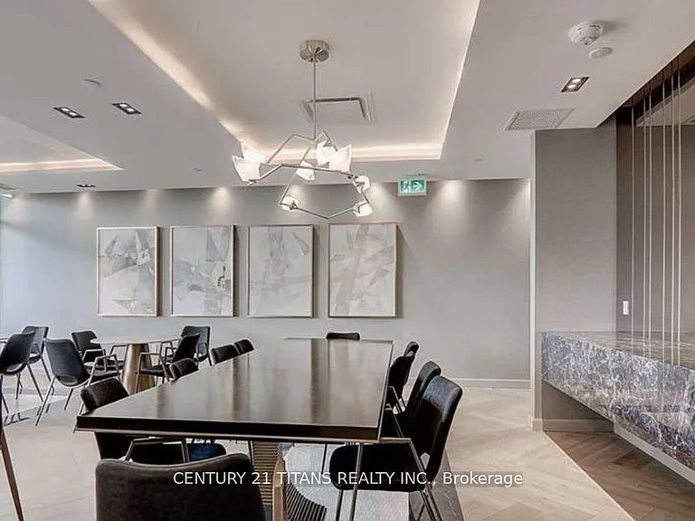 330 Richmond St W #616 — Photo 2