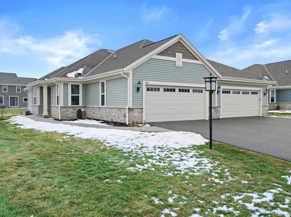 1479 Sandhill LANE #2301, Mukwonago, WI 53149