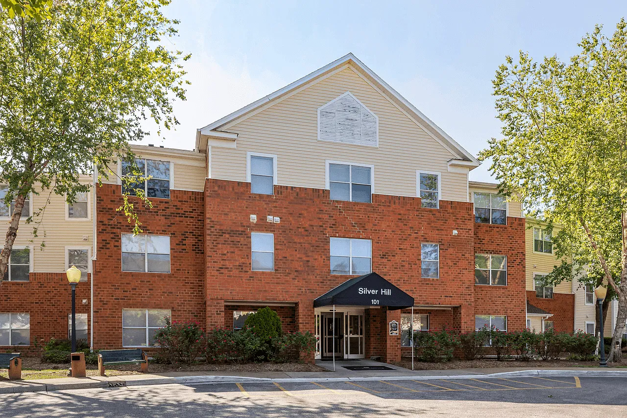 Silver Hill at Arboretum Apartments — Photo 2