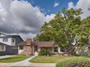 1527 W Chanticleer Rd, Anaheim, CA 92802