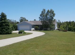 7286 G Rd #5, Escanaba, MI 49829