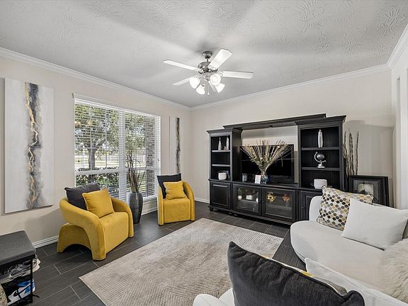 5th image of 1822 Luminous Waters Ln