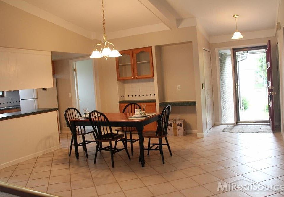 38451 Century Dr, photo 10