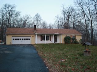 59 Buttonwood Rd, Bloomingburg, NY 12721