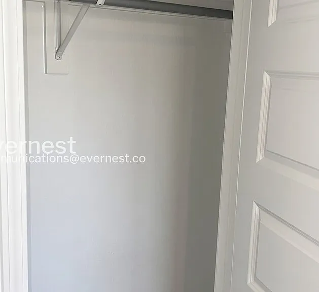 6681 Hollywood Ave — Photo 14