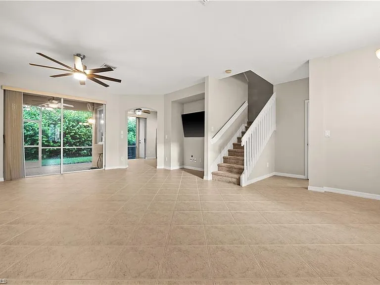 17579 Cherry Ridge Ln — Photo 1