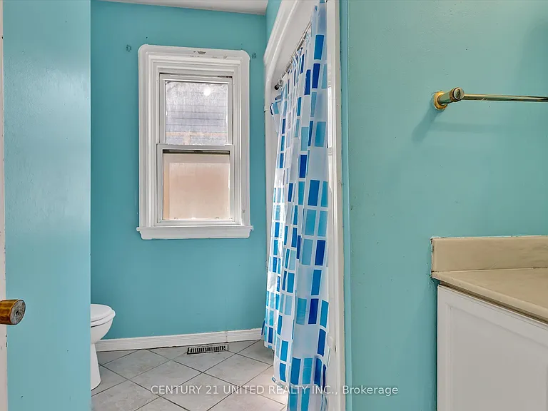 878 Chemong Rd — Photo 18