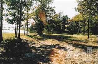 2nd image of 106 Live Oak Lane