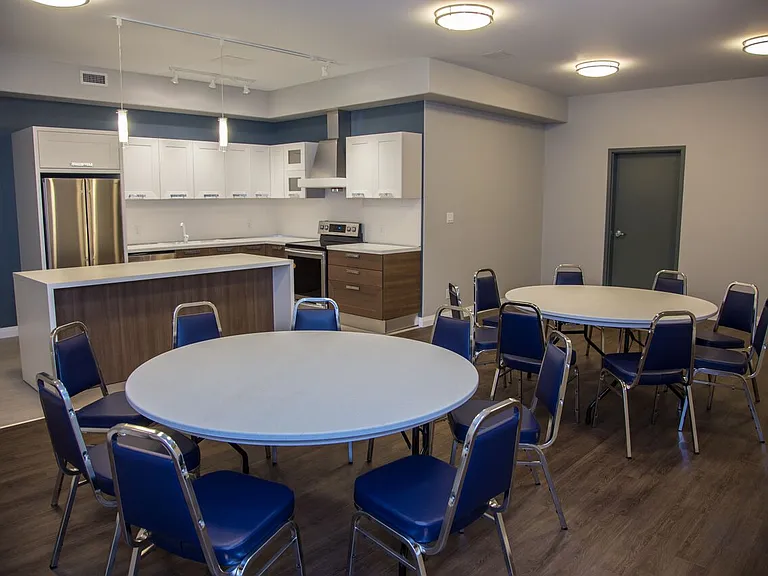 347 Hyland Dr — Photo 23