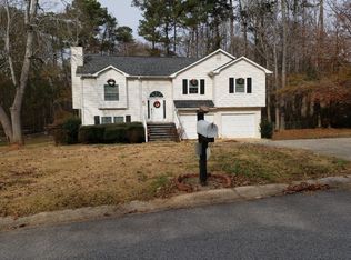 73 Long Point Dr, Carrollton, GA 30117