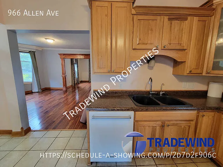 966 Allen Ave — Photo 5