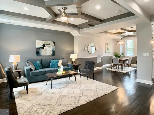 2623 N Hilton St, Baltimore, MD 21216