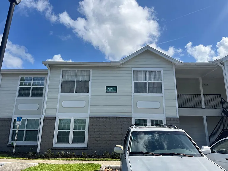2550 N Alafaya Trl #8204 — Photo 1