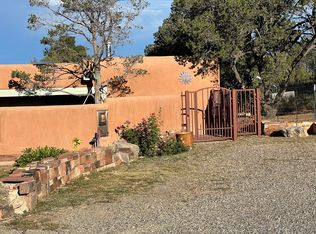 113 W Zia Rd, Santa Fe, NM 87505