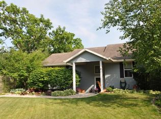 W5693 Ridge Rd, Elkhorn, WI 53121